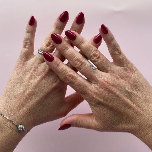 Crimson Clover - Short Oval Red Press On Nails