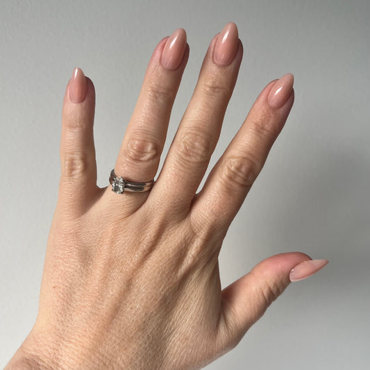 Soft Peony - Short Almond Pink Gel Press On Nails