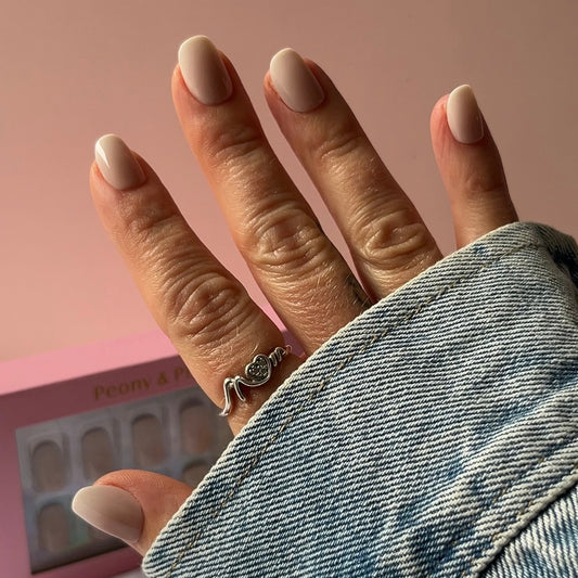 Vanilla Fade - Extra Short Ombré Gel Press On Nails