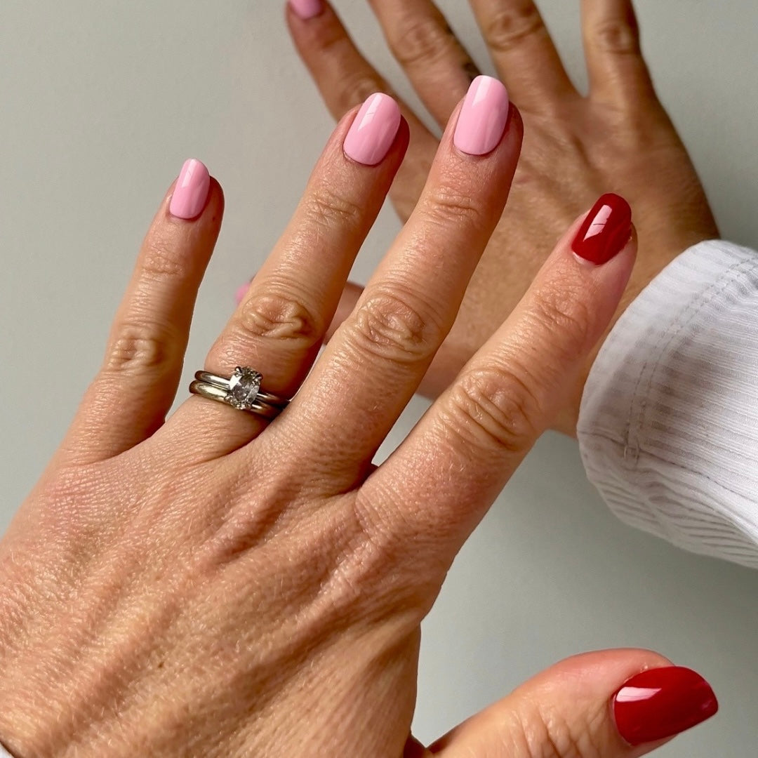 Berry Merry Festive Duo – Extra Short Pink and Red Gel Press On Nails