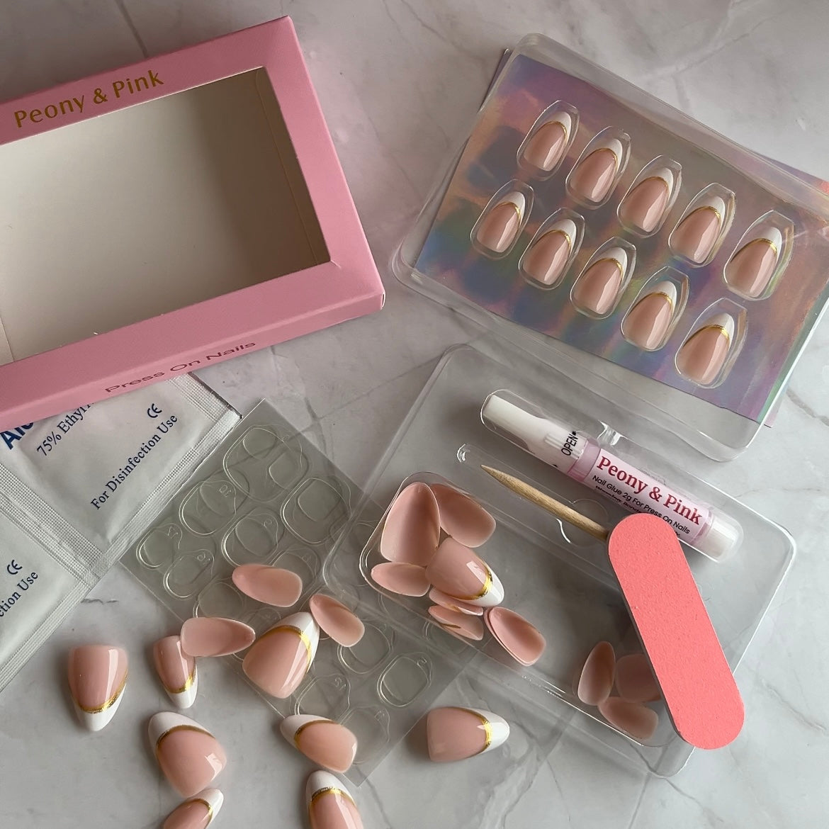 Golden Muse - Short Almond French Tip Gold Accent Gel Press On Nails