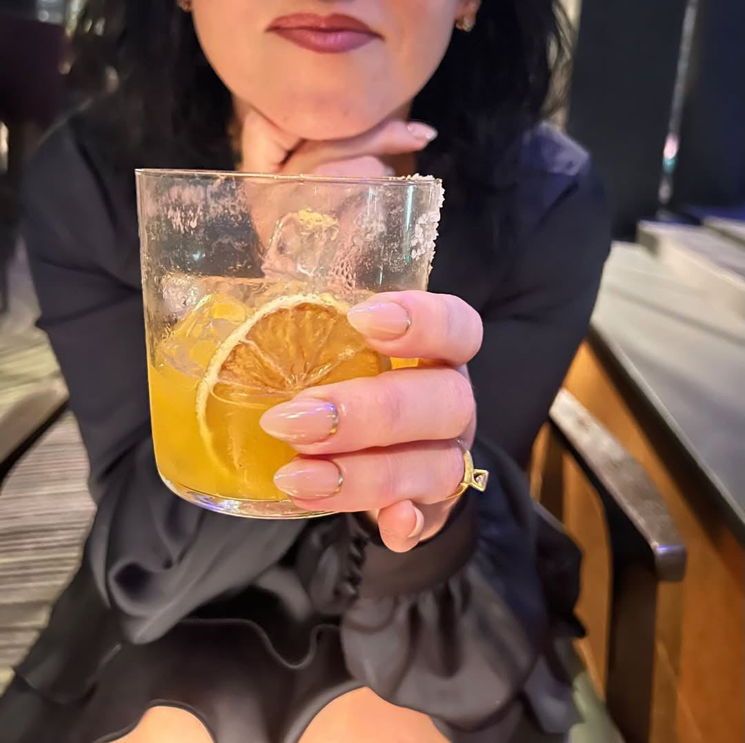 Gilded Peony - Short Almond Gold Foil Gel Press On Nails